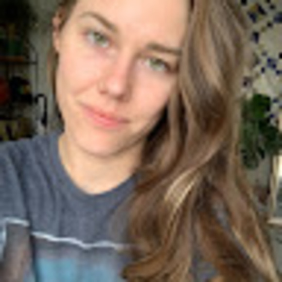 Meet your Posher, Ash - Picture 1 of 1